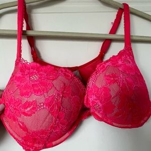 Victoria secret pink laced push up bra